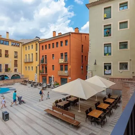 Flateli Rei Martí 1 * Girona